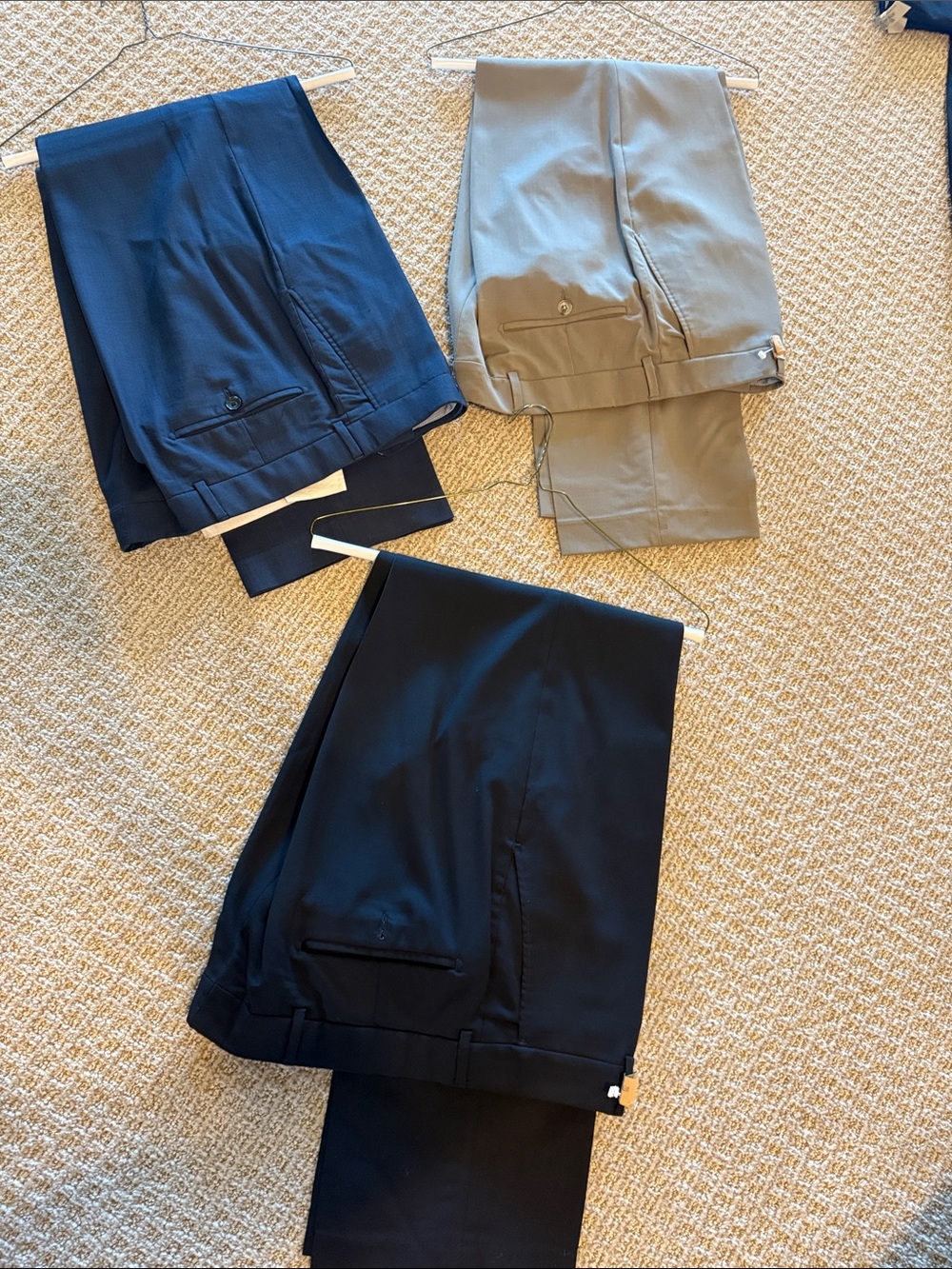 Men’s 3 pairs Neiman Marcus Super 120’s Wool dress pants 36R tan navy black